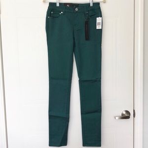 Celebrity Pink Size 1 Skinny Pants NWT